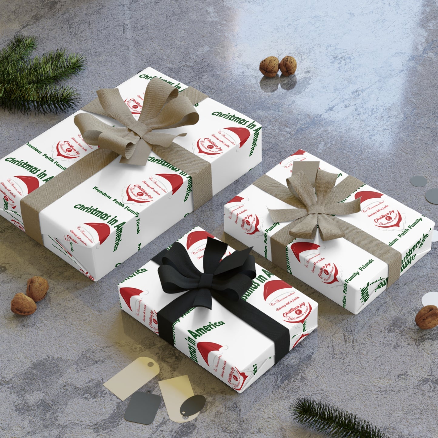 Wrapping Paper: Christmas In America: Freedom, Faith, Family Friends